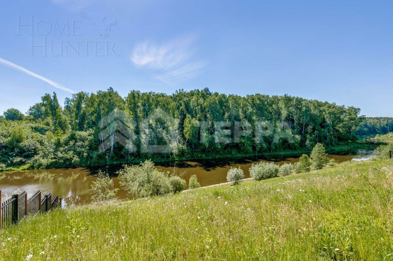 2-этажный коттедж 1 350 м² без отделки