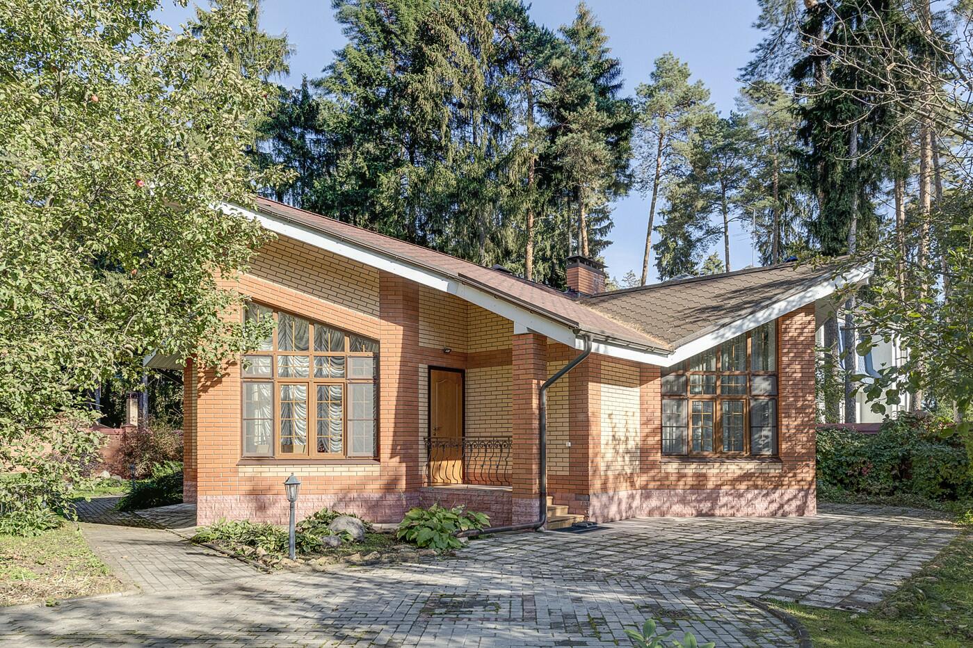 2-этажный коттедж 732 м² с отделкой