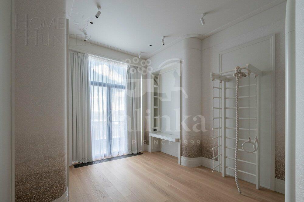 5-КОМН. ПЕНТХАУС С ОТДЕЛКОЙ 450 М² НА 8 ЭТАЖЕ