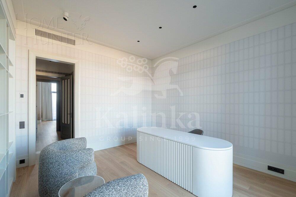 5-КОМН. ПЕНТХАУС С ОТДЕЛКОЙ 450 М² НА 8 ЭТАЖЕ