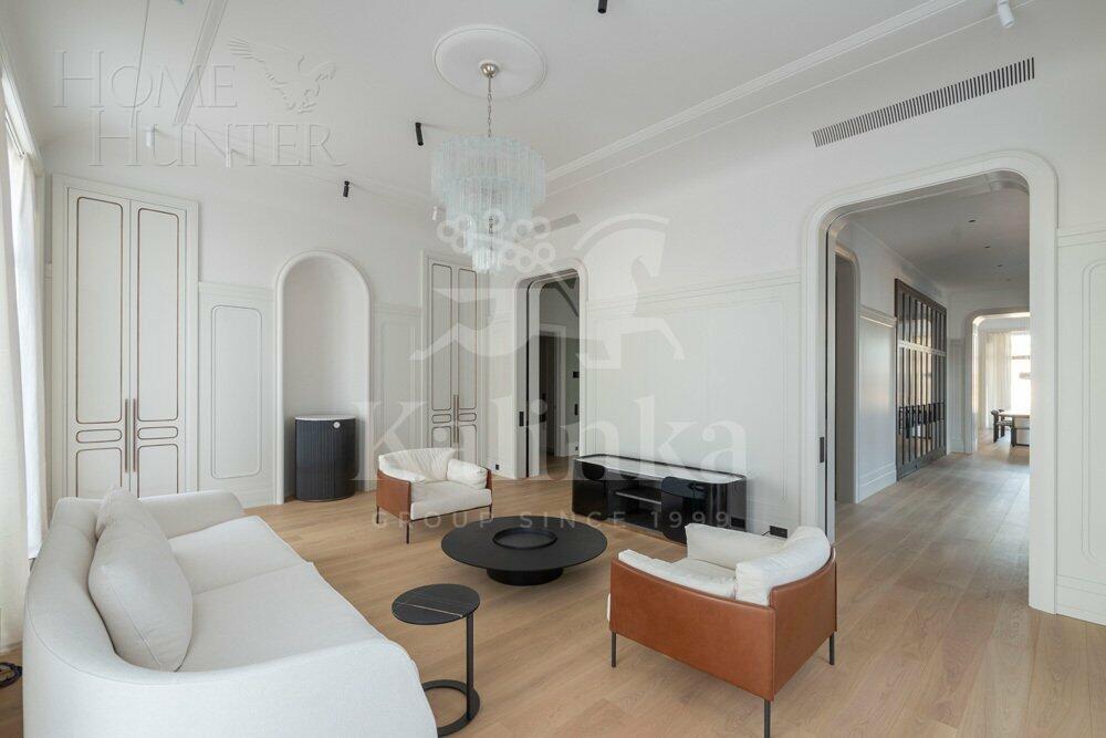 5-КОМН. ПЕНТХАУС С ОТДЕЛКОЙ 450 М² НА 8 ЭТАЖЕ