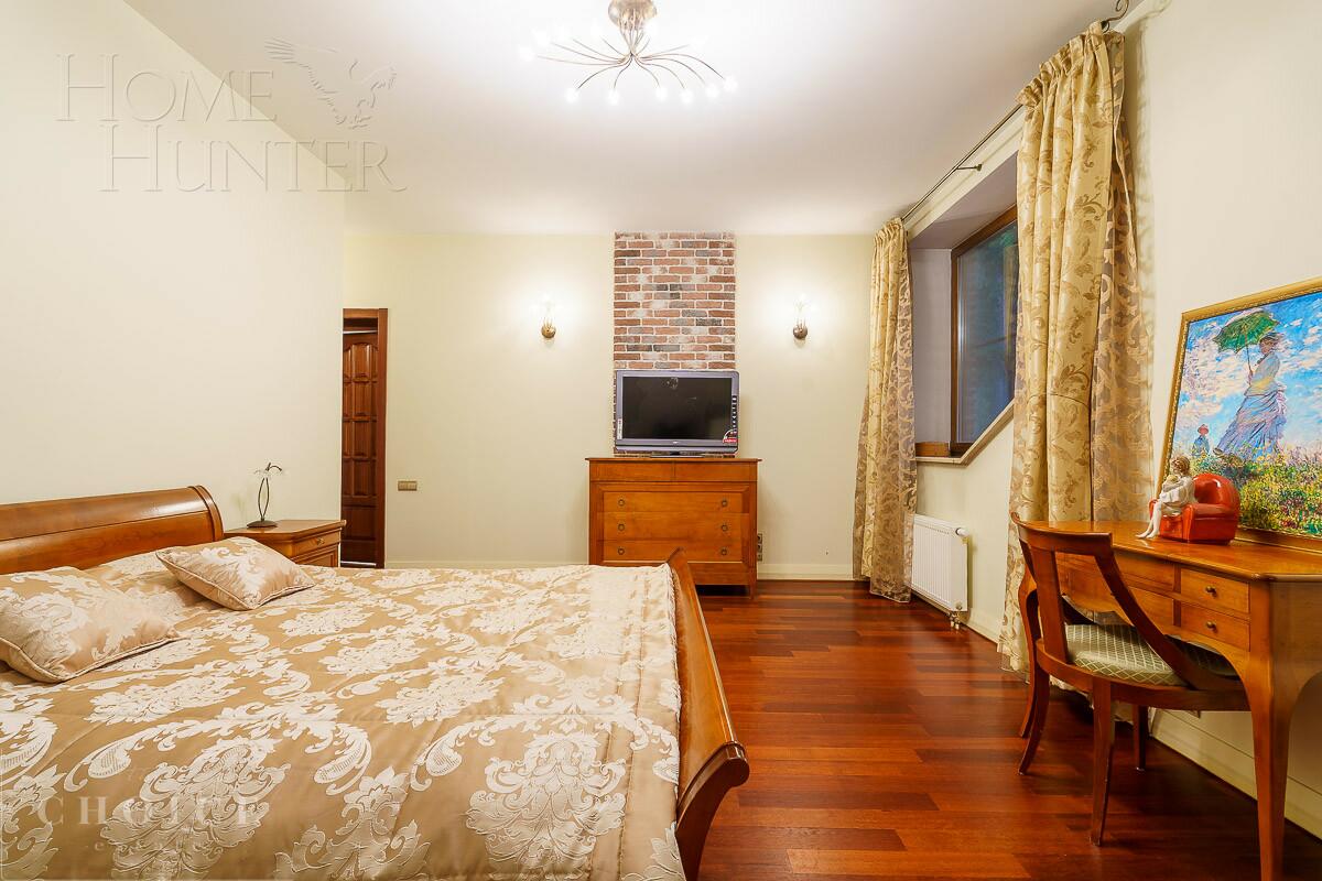 2-этажный коттедж 260 м² с отделкой