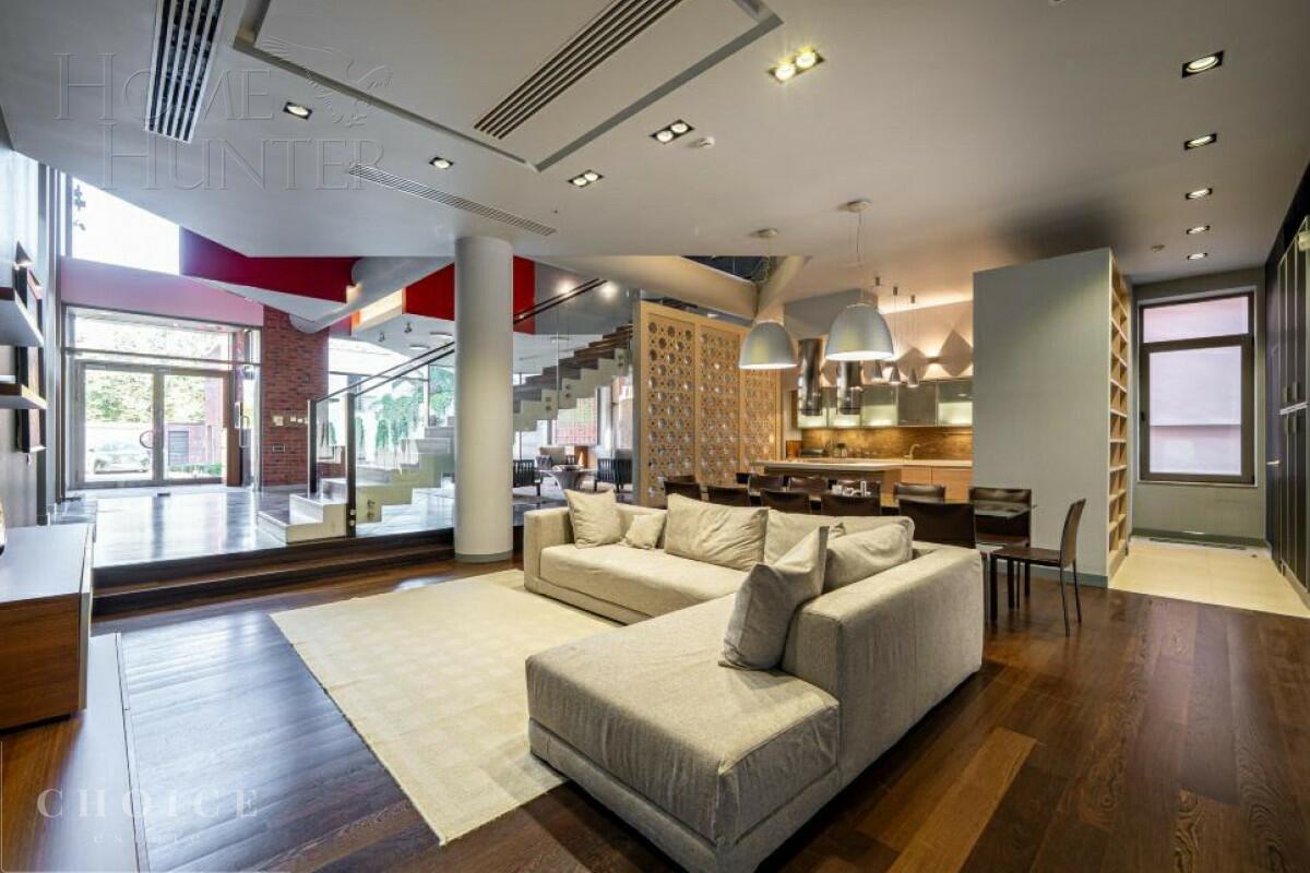 2-этажный коттедж 390 м² с отделкой