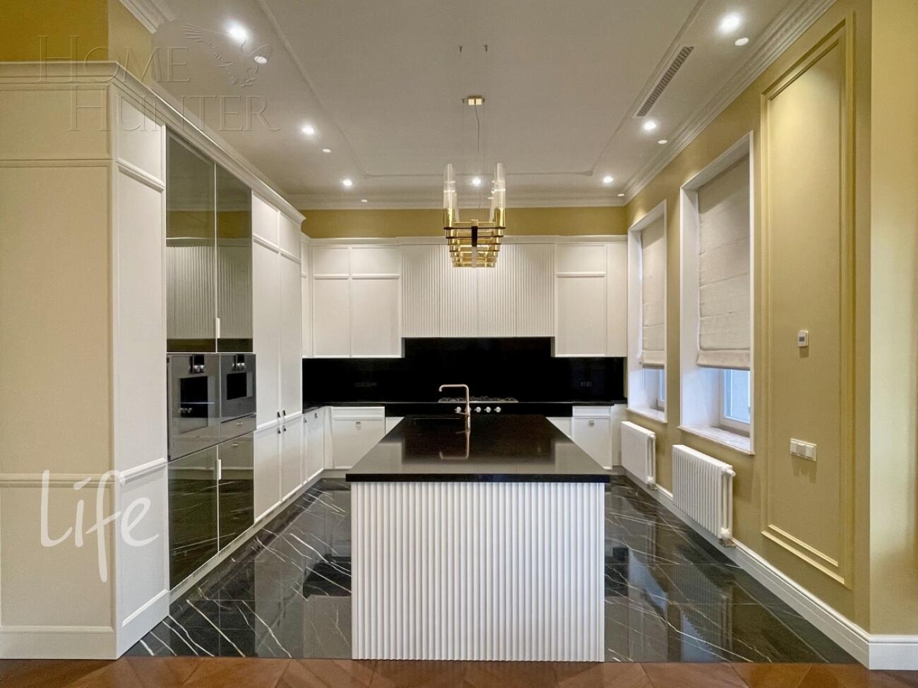 2-этажный коттедж 427 м² с отделкой