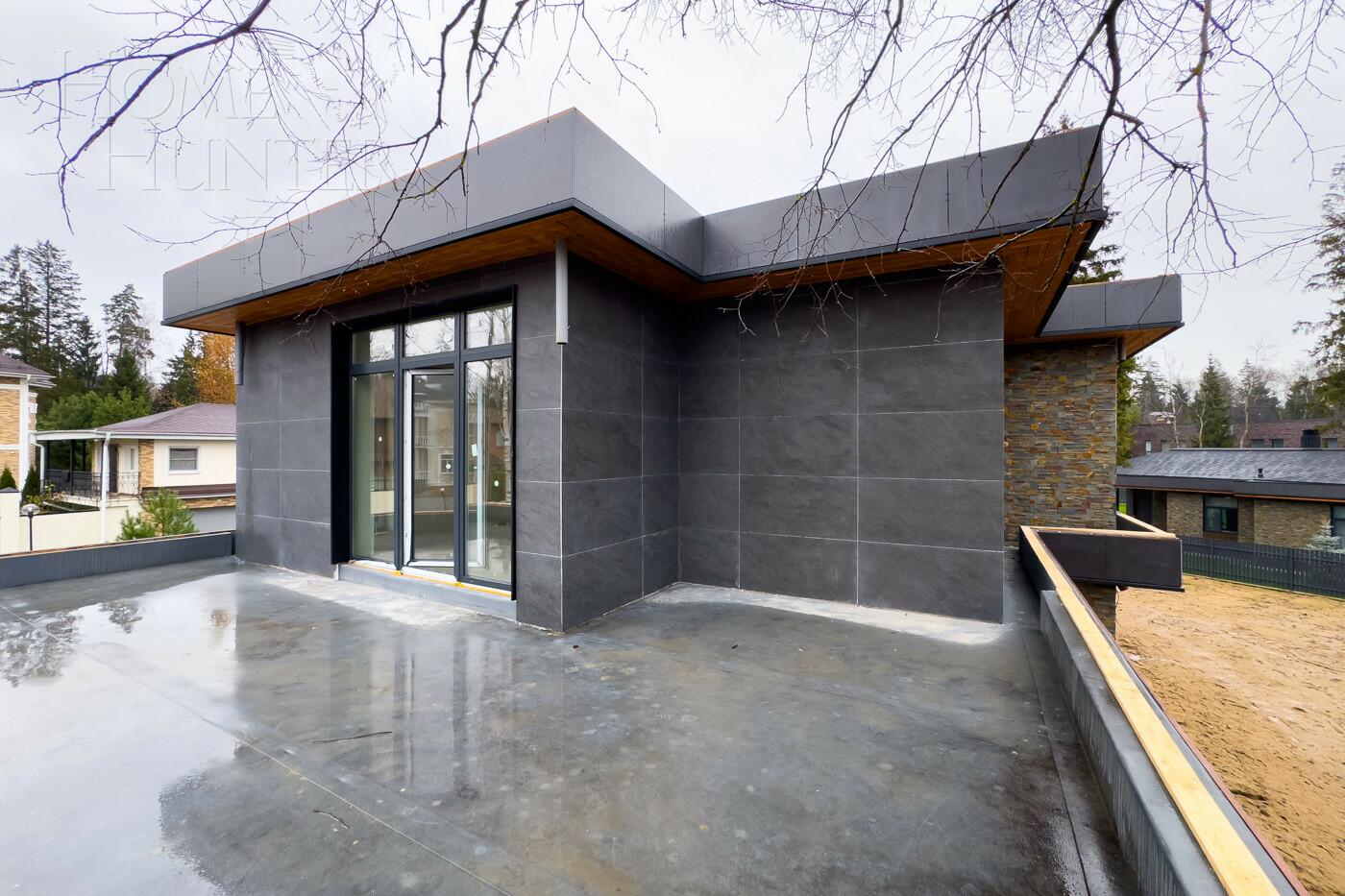 2-этажный коттедж 360 м² без отделки