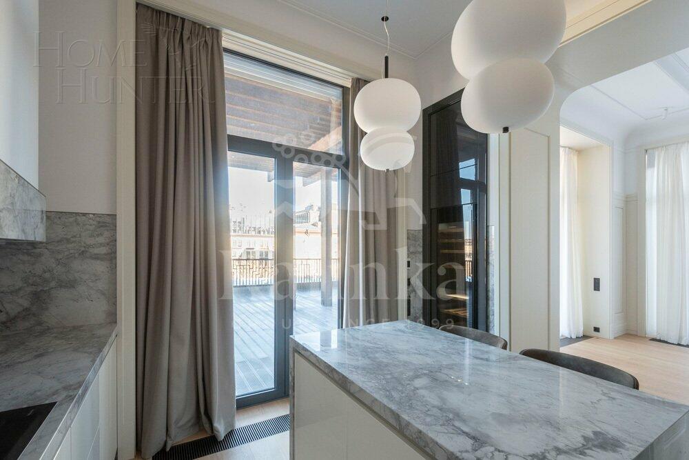 5-КОМН. ПЕНТХАУС С ОТДЕЛКОЙ 450 М² НА 8 ЭТАЖЕ