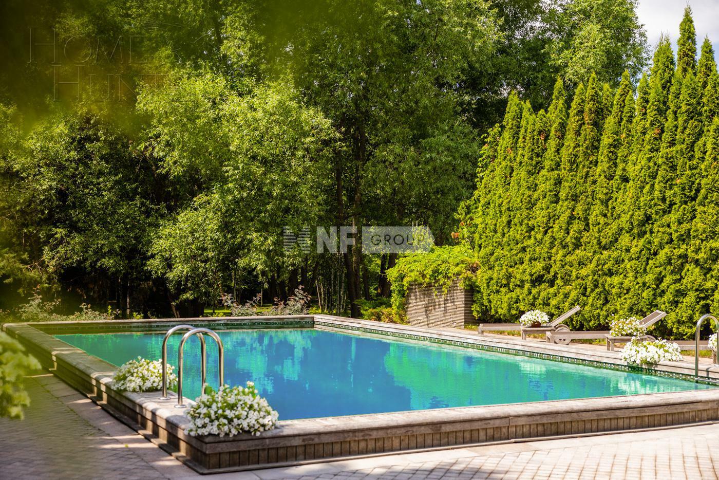 2-этажный коттедж 1 067 м² с отделкой