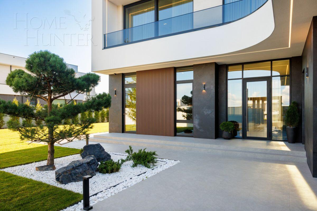 2-этажный коттедж 550 м² без отделки