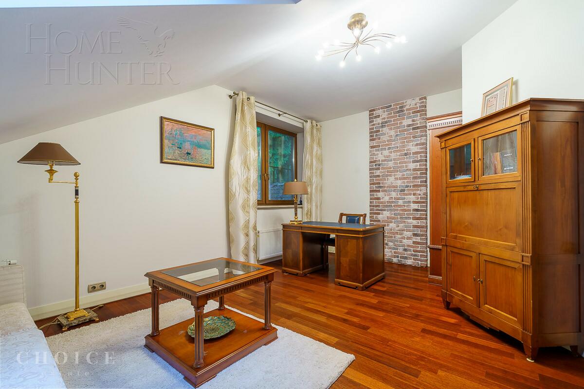 2-этажный коттедж 260 м² с отделкой