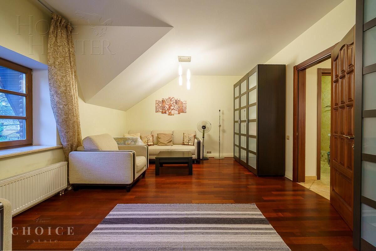 2-этажный коттедж 260 м² с отделкой