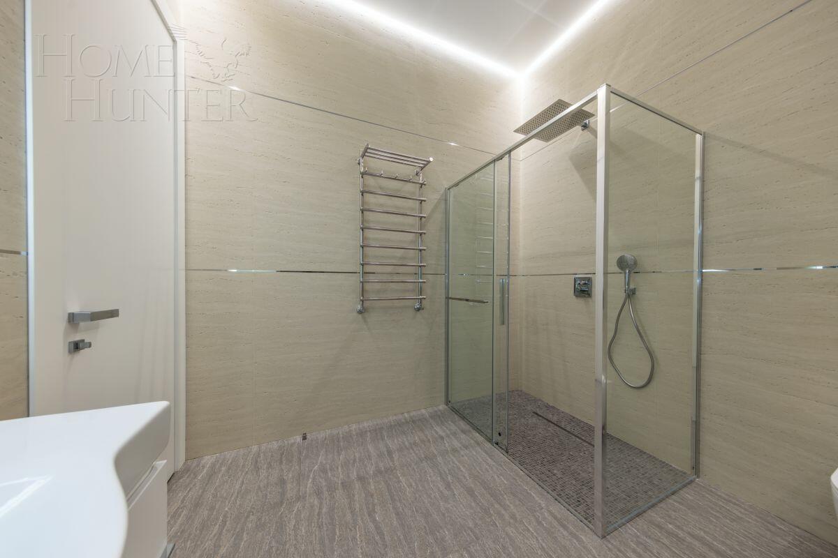 2-этажный коттедж 650 м² с отделкой