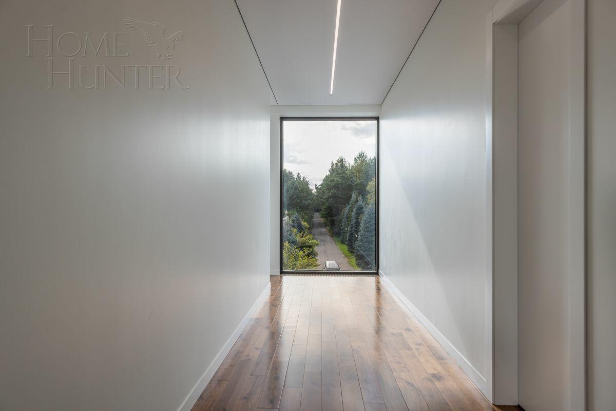 2-этажный коттедж 650 м² с отделкой