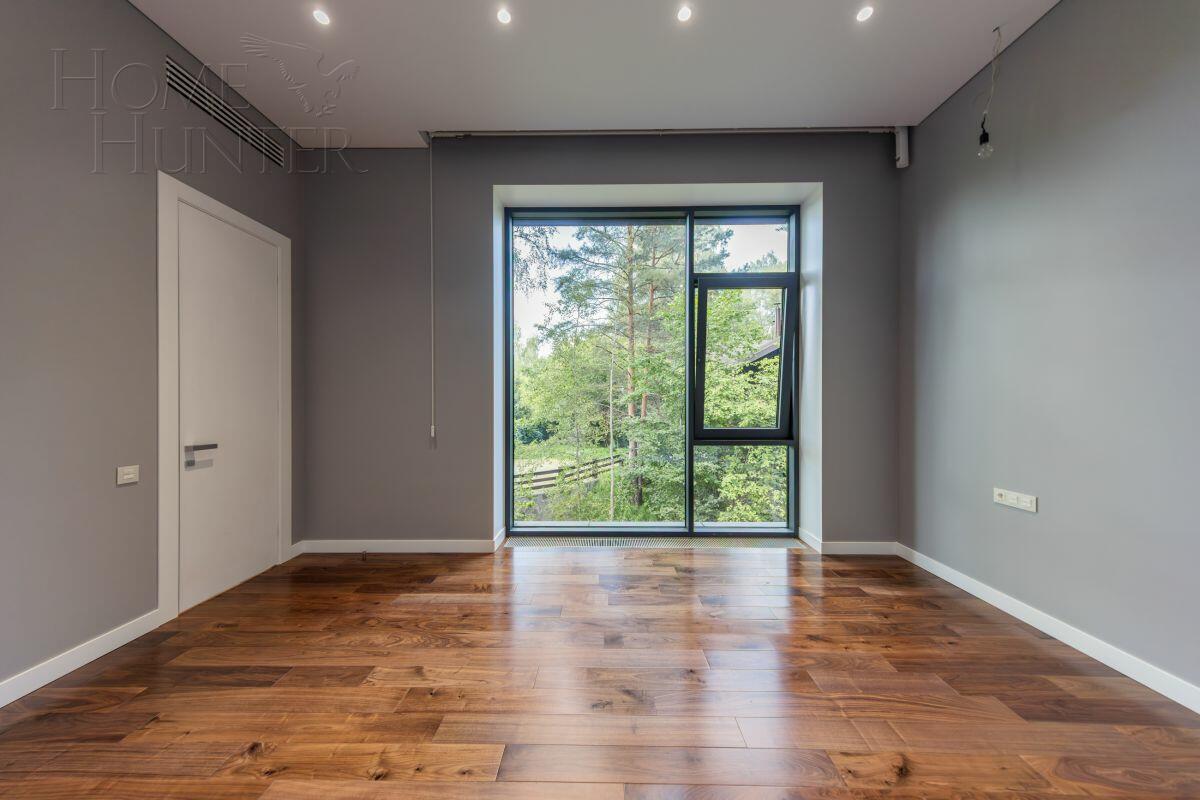 2-этажный коттедж 650 м² с отделкой