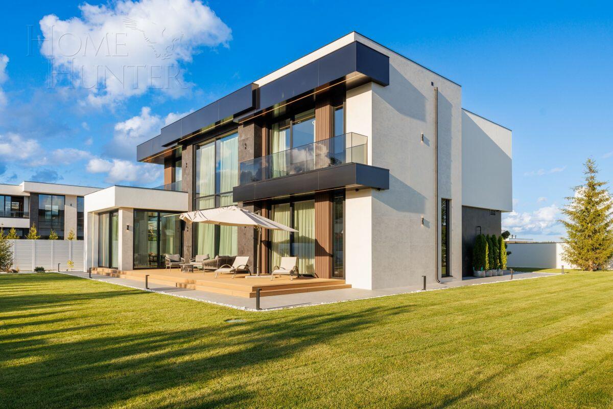 2-этажный коттедж 550 м² без отделки