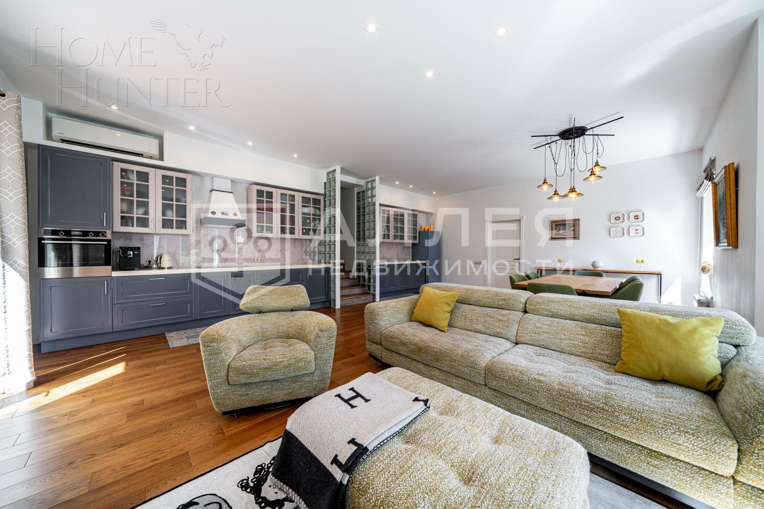 3-этажный коттедж 287 м² с отделкой