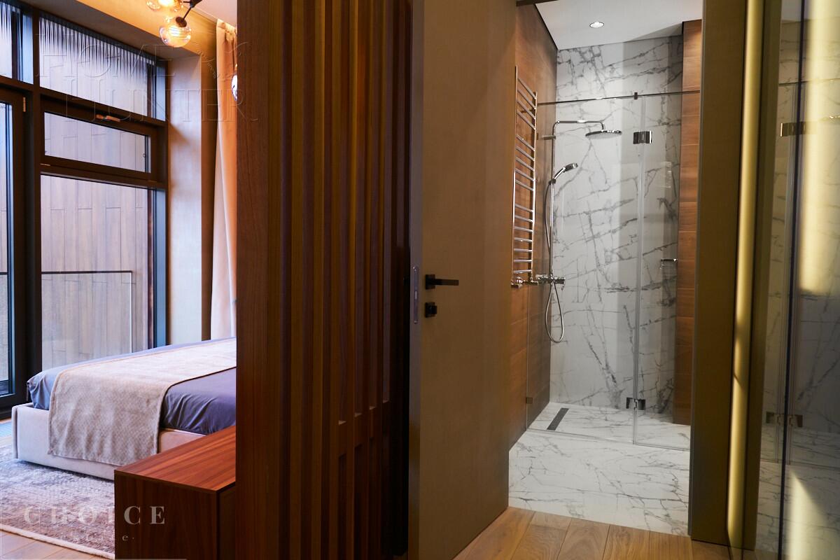 3-этажный таунхаус 238 м² с отделкой