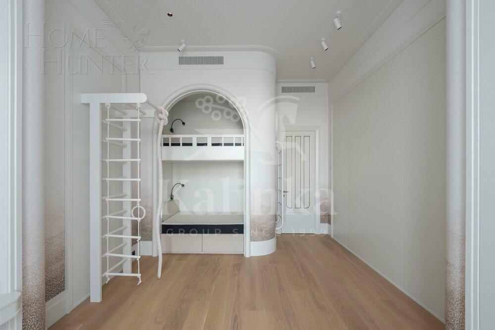 5-КОМН. ПЕНТХАУС С ОТДЕЛКОЙ 450 М² НА 8 ЭТАЖЕ