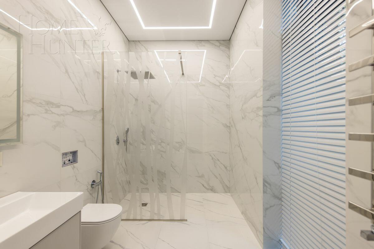 2-этажный коттедж 650 м² с отделкой