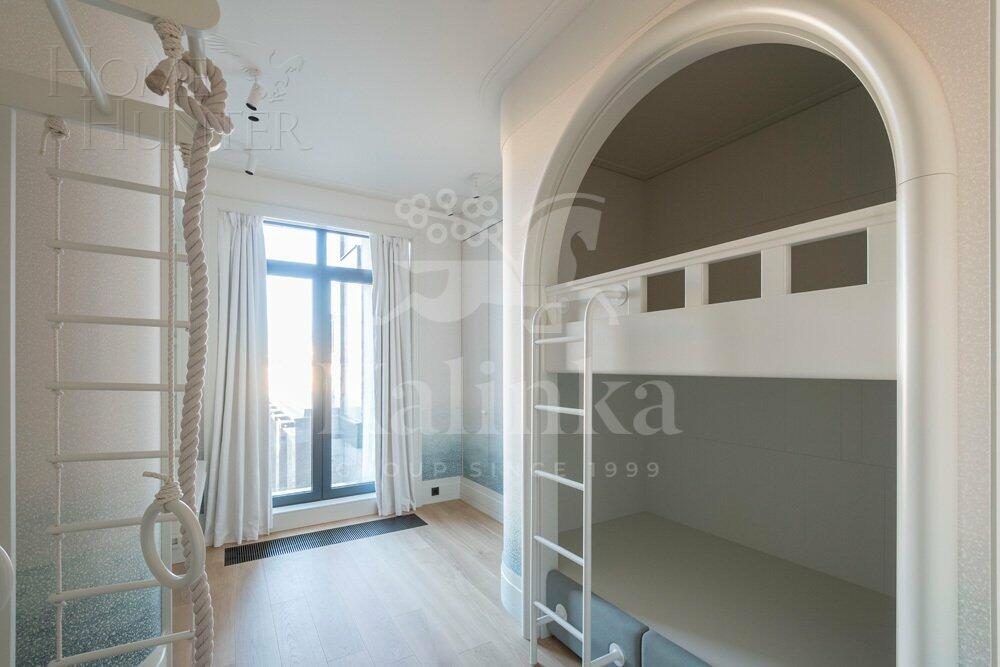 5-КОМН. ПЕНТХАУС С ОТДЕЛКОЙ 450 М² НА 8 ЭТАЖЕ