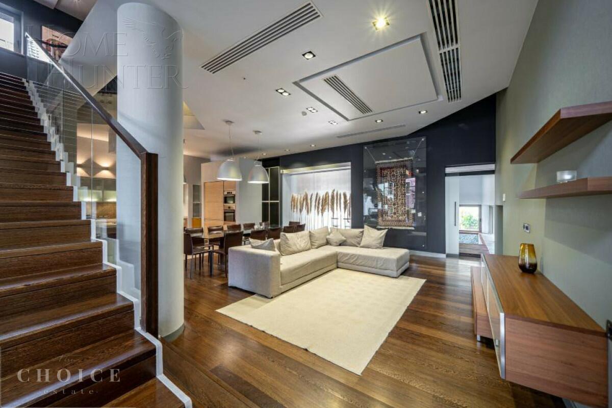 2-этажный коттедж 390 м² с отделкой