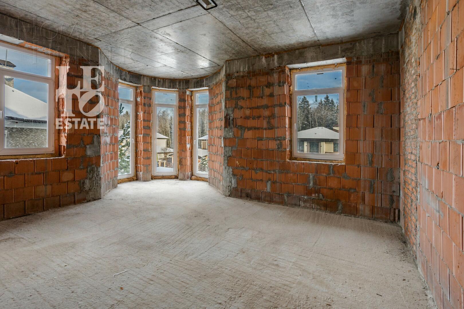 2-этажный коттедж 860 м² без отделки