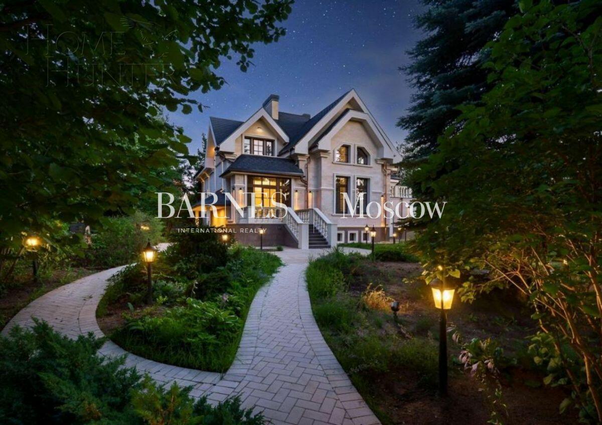 2-этажный коттедж 360 м² с отделкой