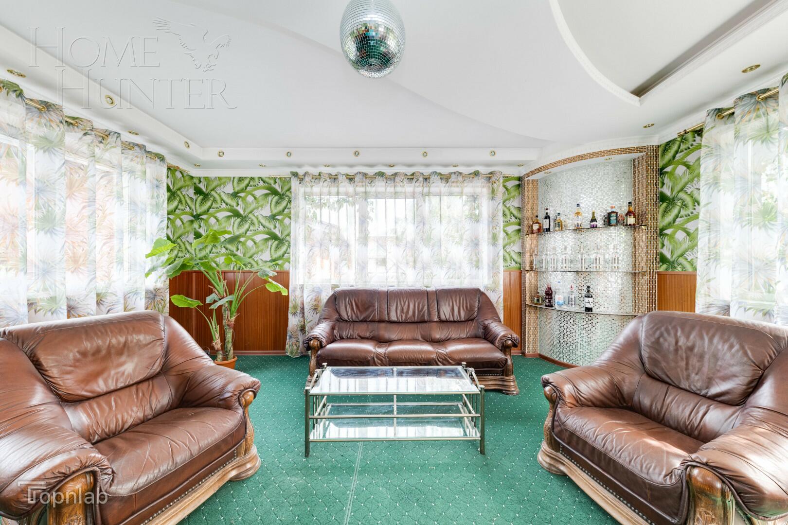 3-этажный коттедж 613.1 м² с отделкой