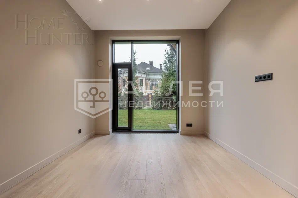 1-этажный коттедж 275 м² с отделкой