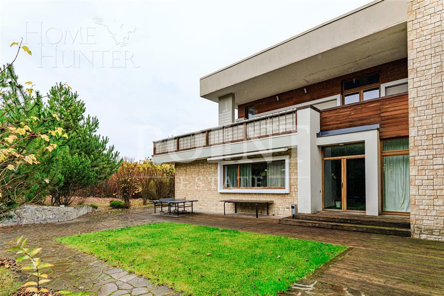 2-этажный коттедж 650 м² с отделкой