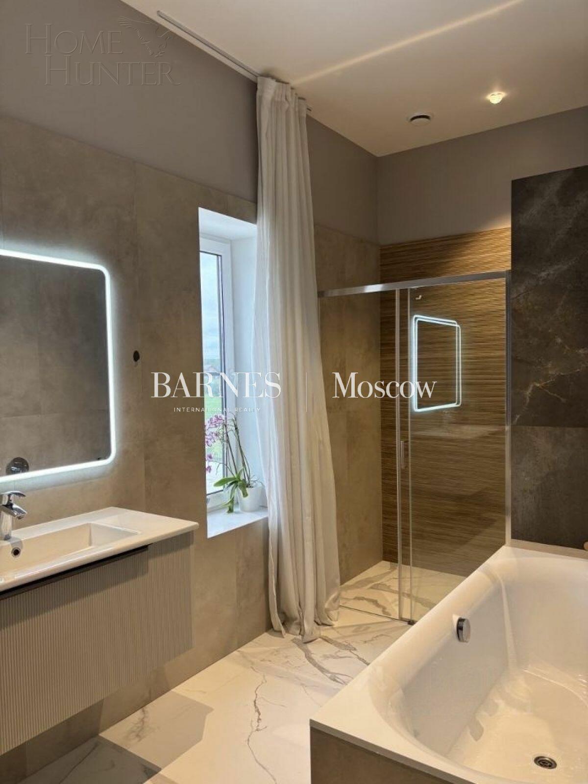 2-этажный коттедж 350 м² с отделкой