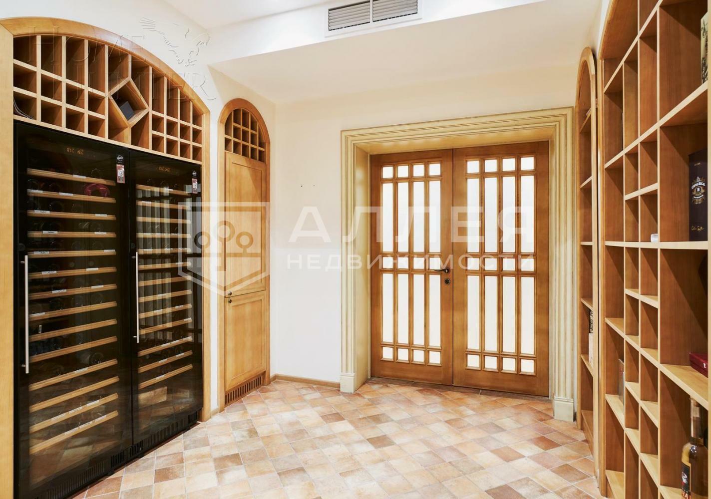 2-этажный коттедж 1 185 м² с отделкой