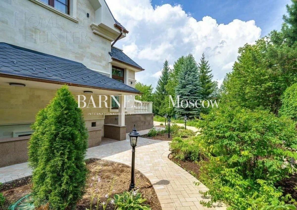 2-этажный коттедж 360 м² с отделкой