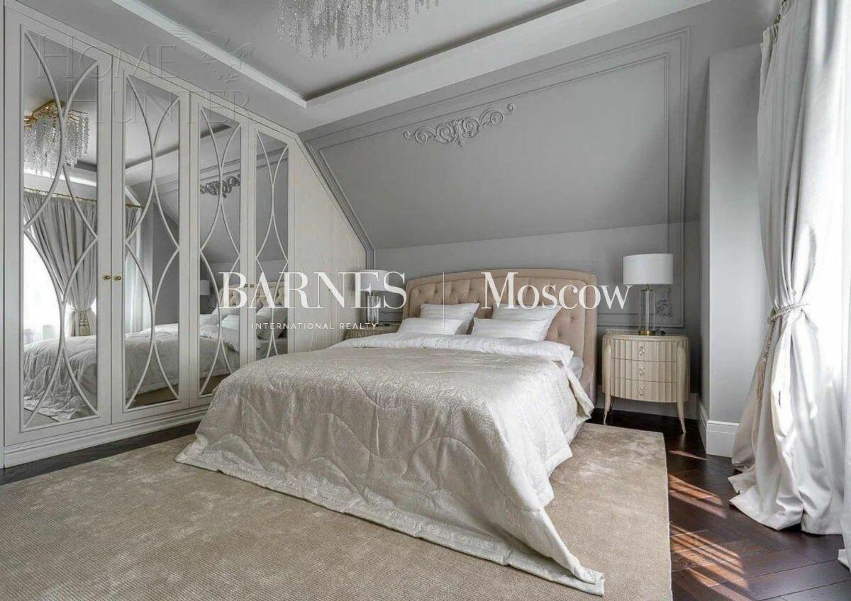 2-этажный коттедж 360 м² с отделкой