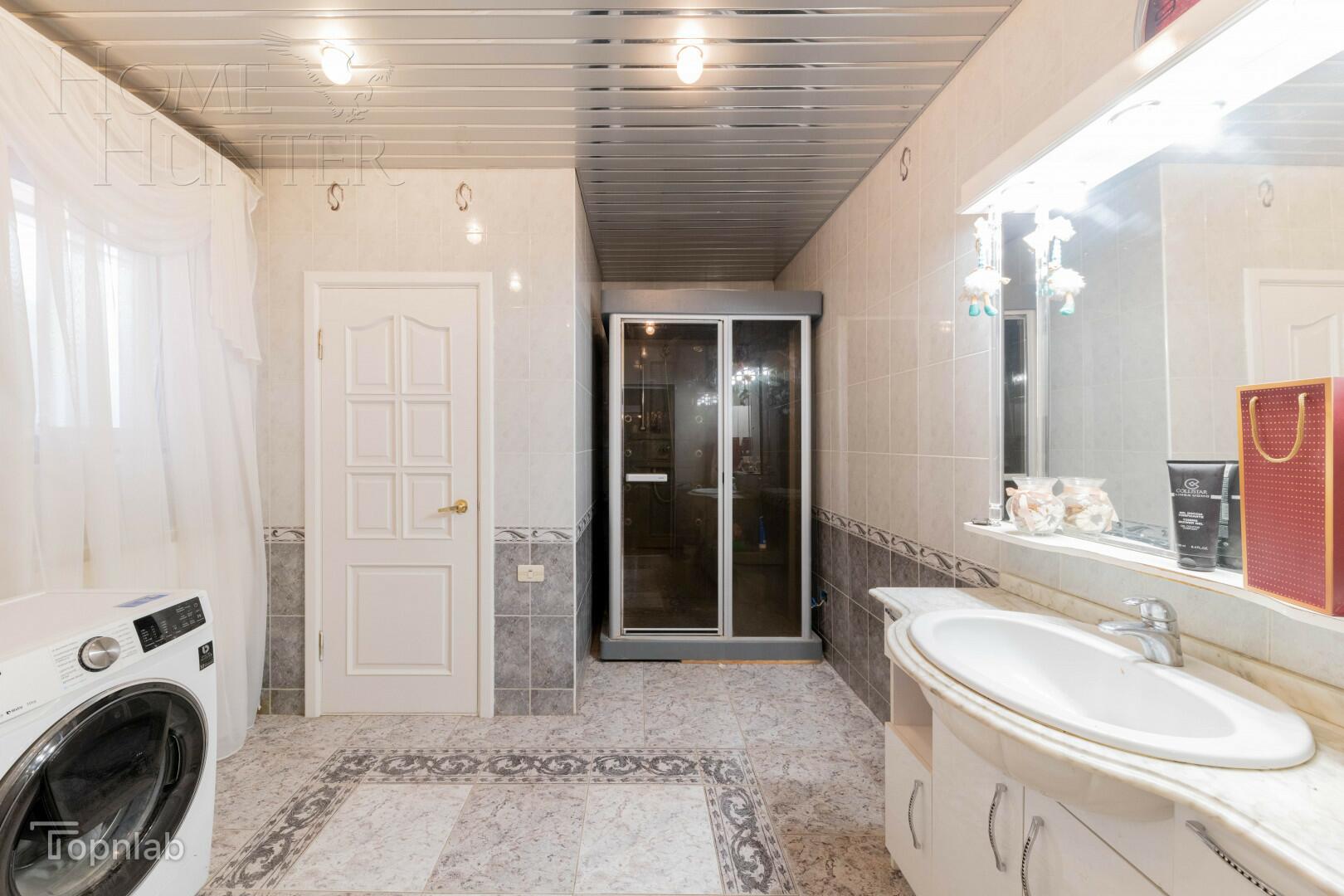 3-этажный коттедж 613.1 м² с отделкой