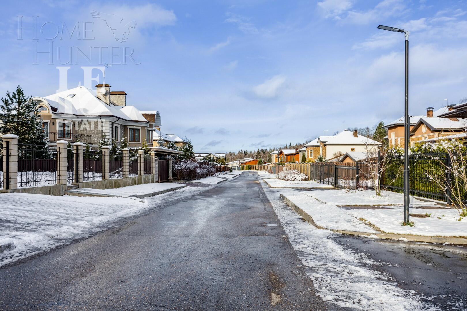 2-этажный коттедж 860 м² без отделки