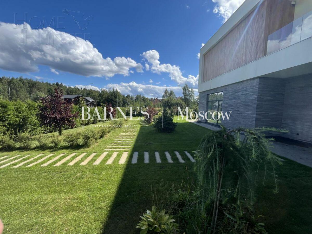 2-этажный коттедж 350 м² с отделкой