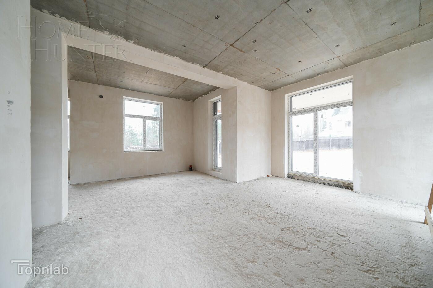 2-этажный коттедж 360 м² без отделки