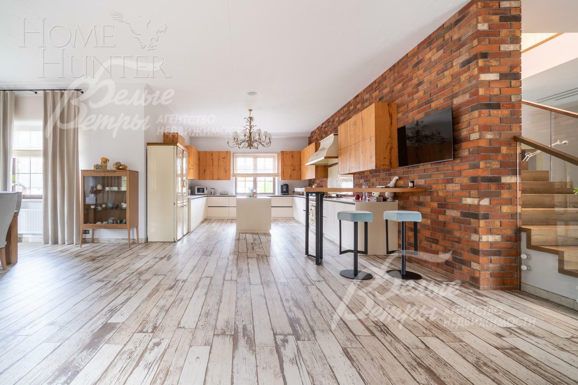 2-этажный коттедж 900 м² с отделкой