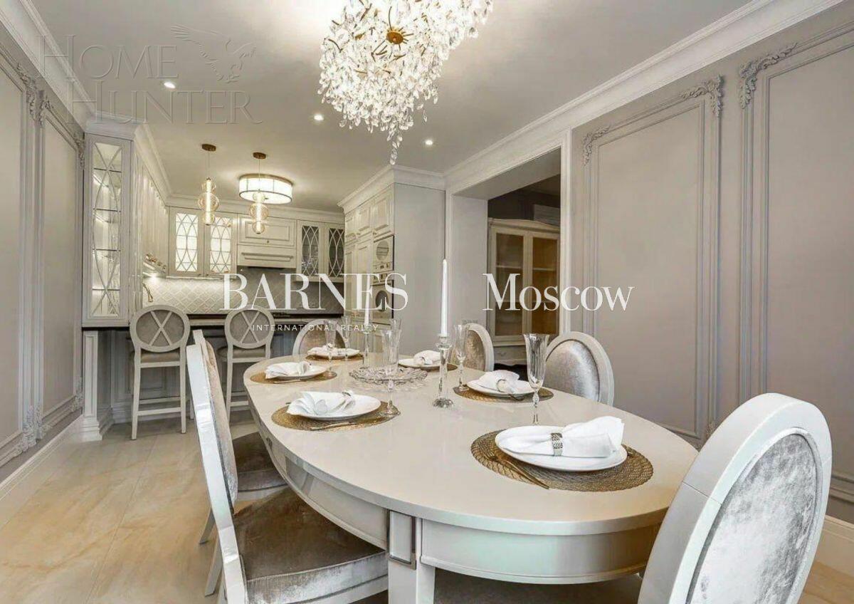 2-этажный коттедж 360 м² с отделкой