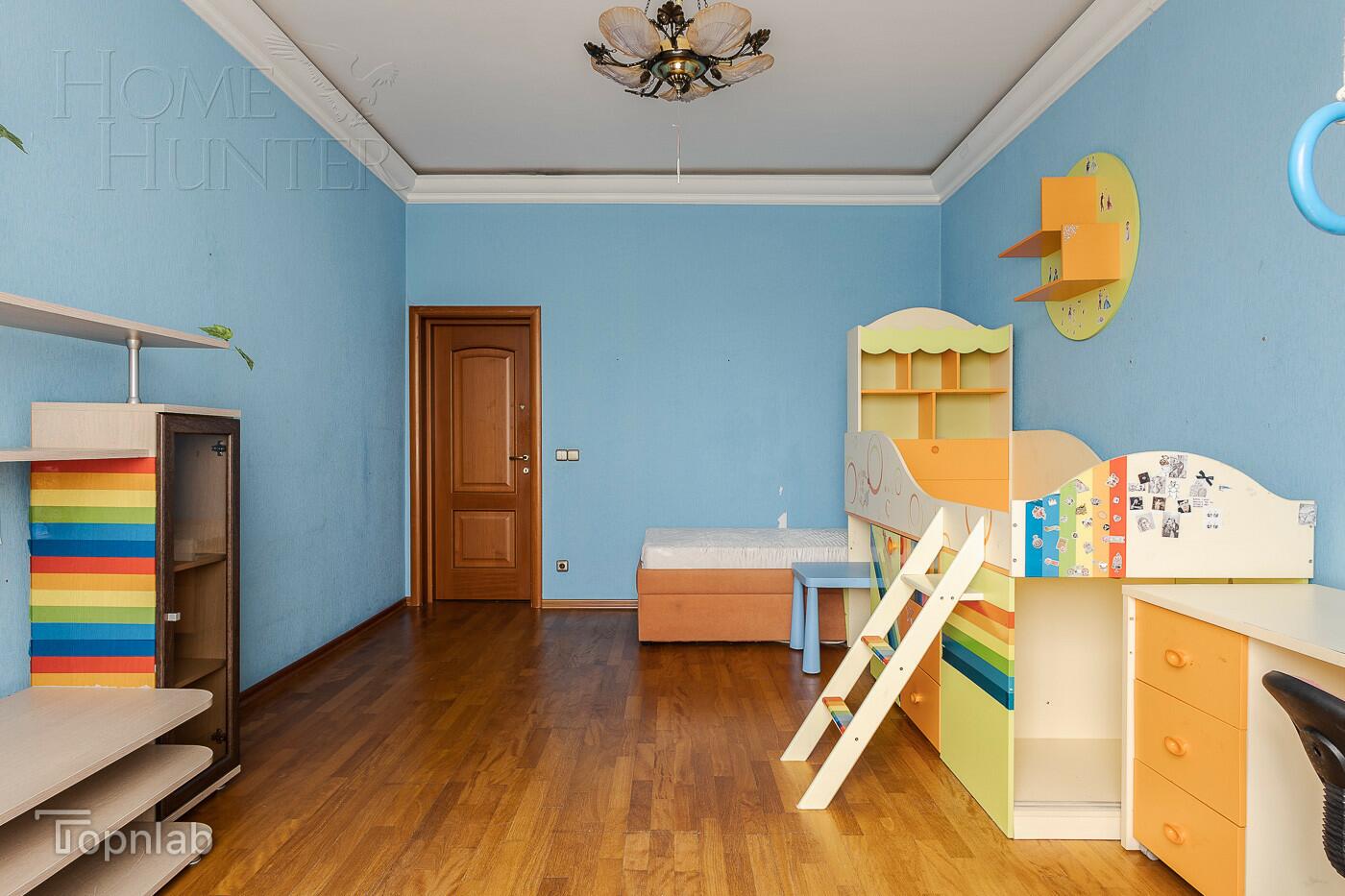 4-КОМН. КВАРТИРА С ОТДЕЛКОЙ 199 М² НА 4 ЭТАЖЕ