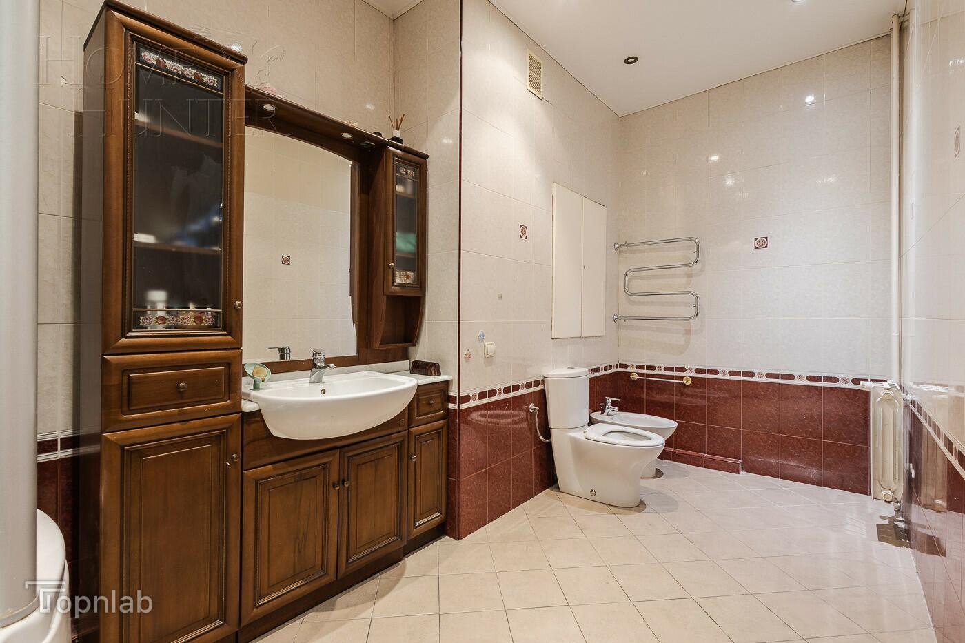 4-КОМН. КВАРТИРА С ОТДЕЛКОЙ 199 М² НА 4 ЭТАЖЕ