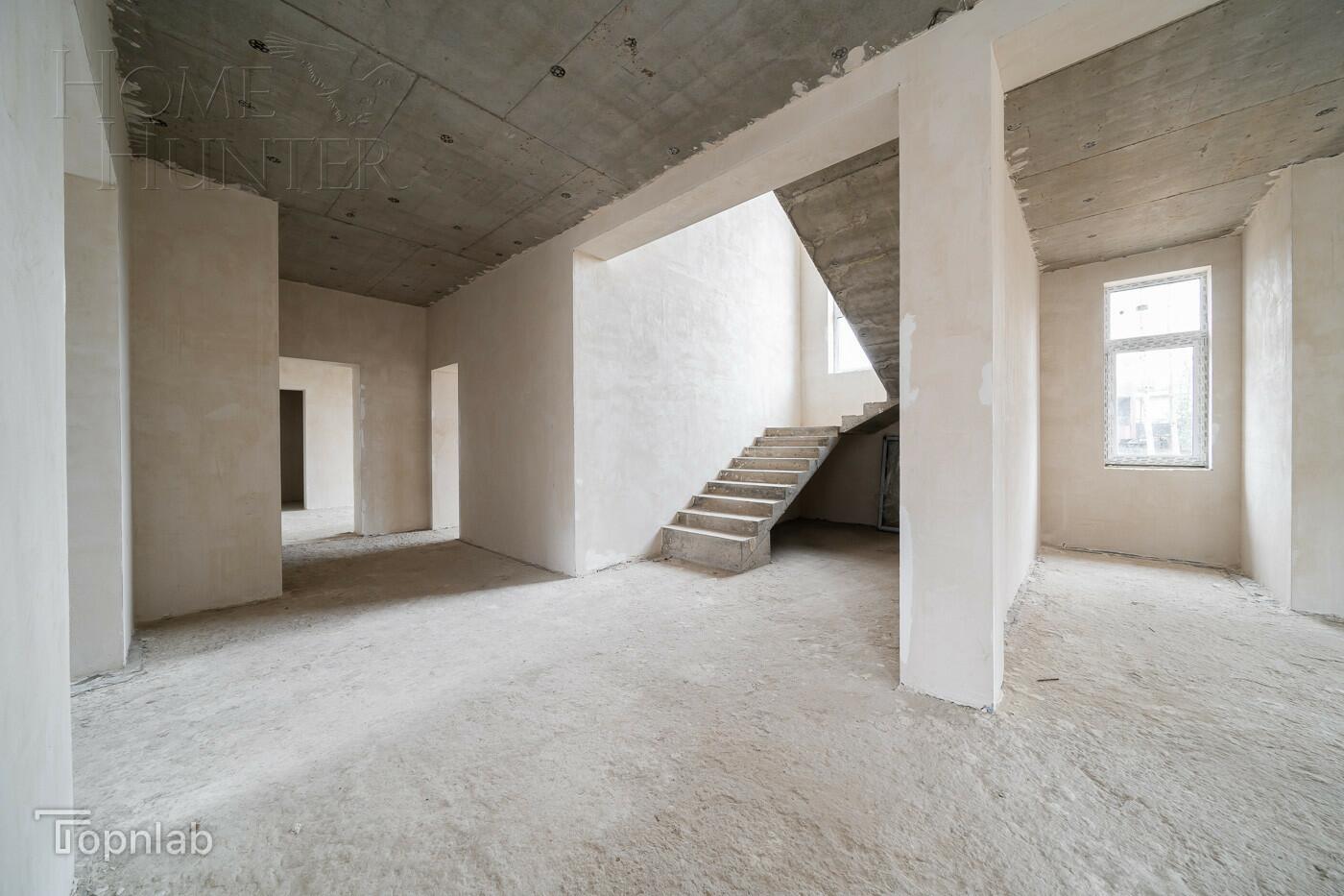 2-этажный коттедж 360 м² без отделки