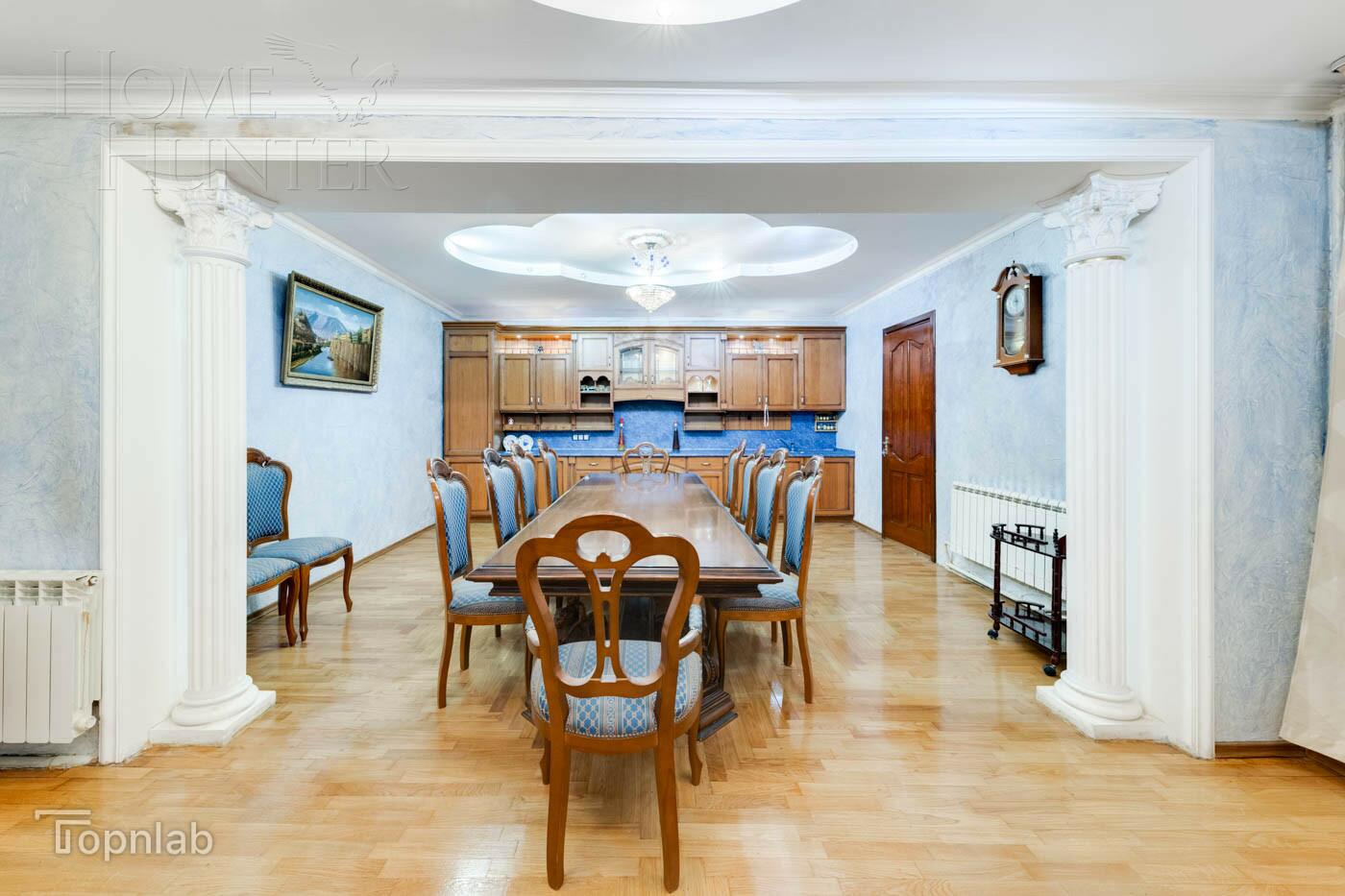 3-этажный коттедж 613.1 м² с отделкой