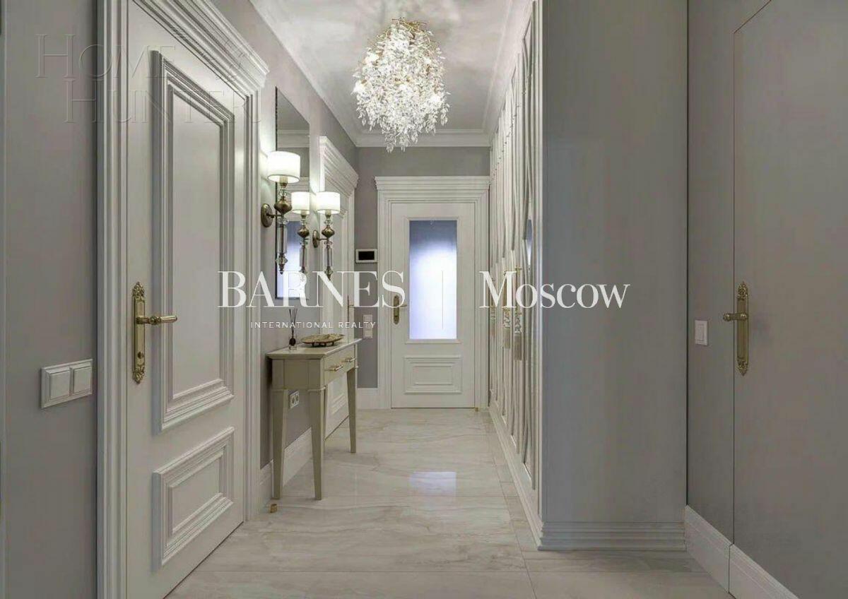 2-этажный коттедж 360 м² с отделкой