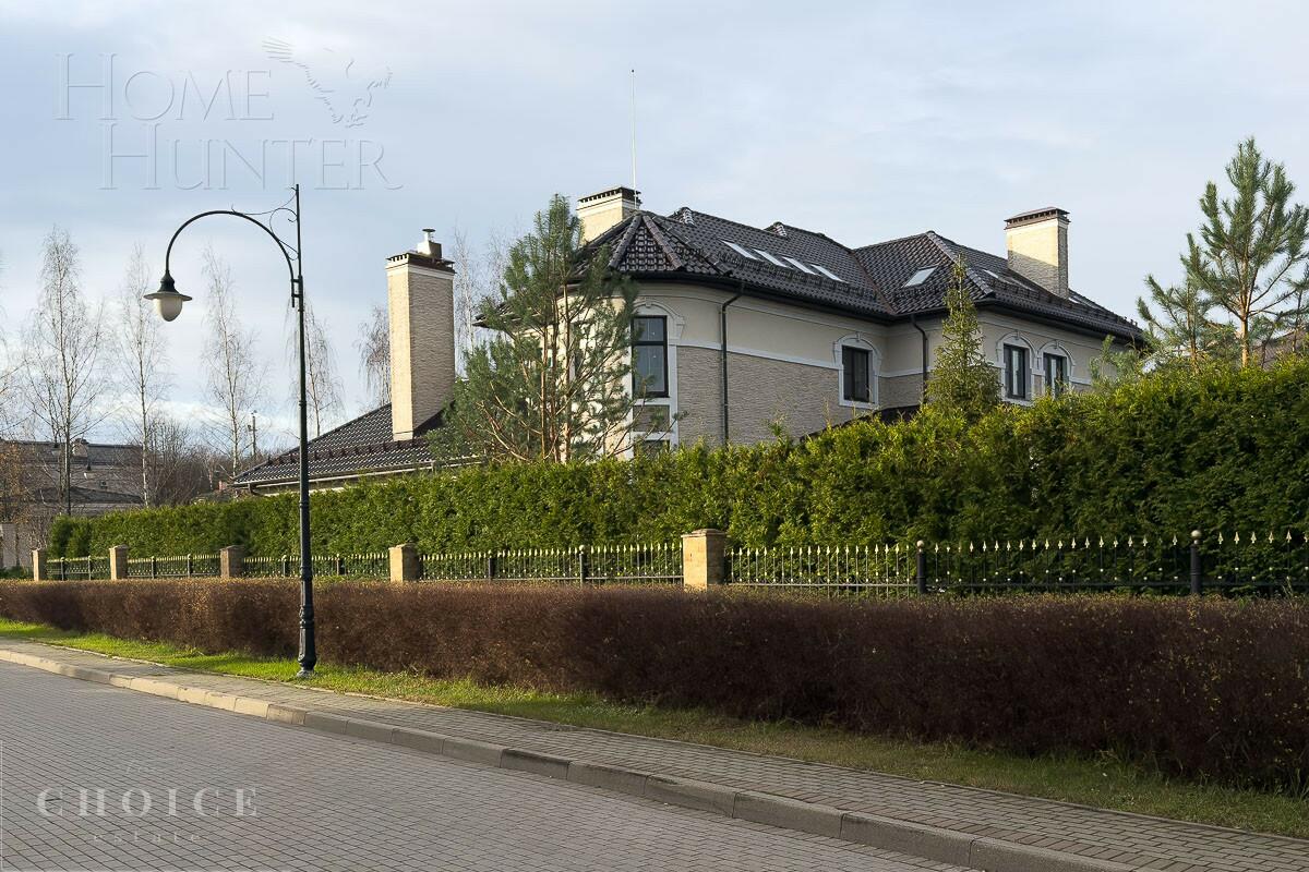 2-этажный коттедж 631 м² без отделки