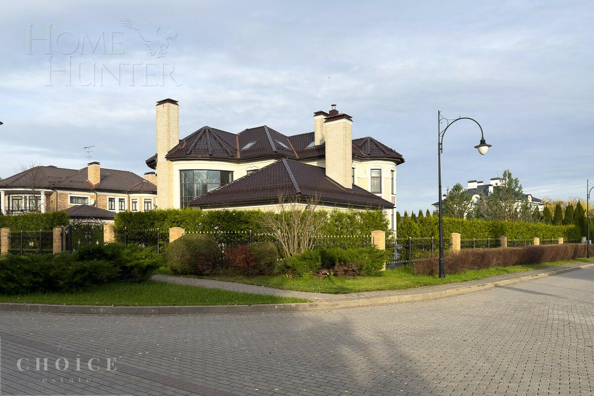 2-этажный коттедж 631 м² без отделки