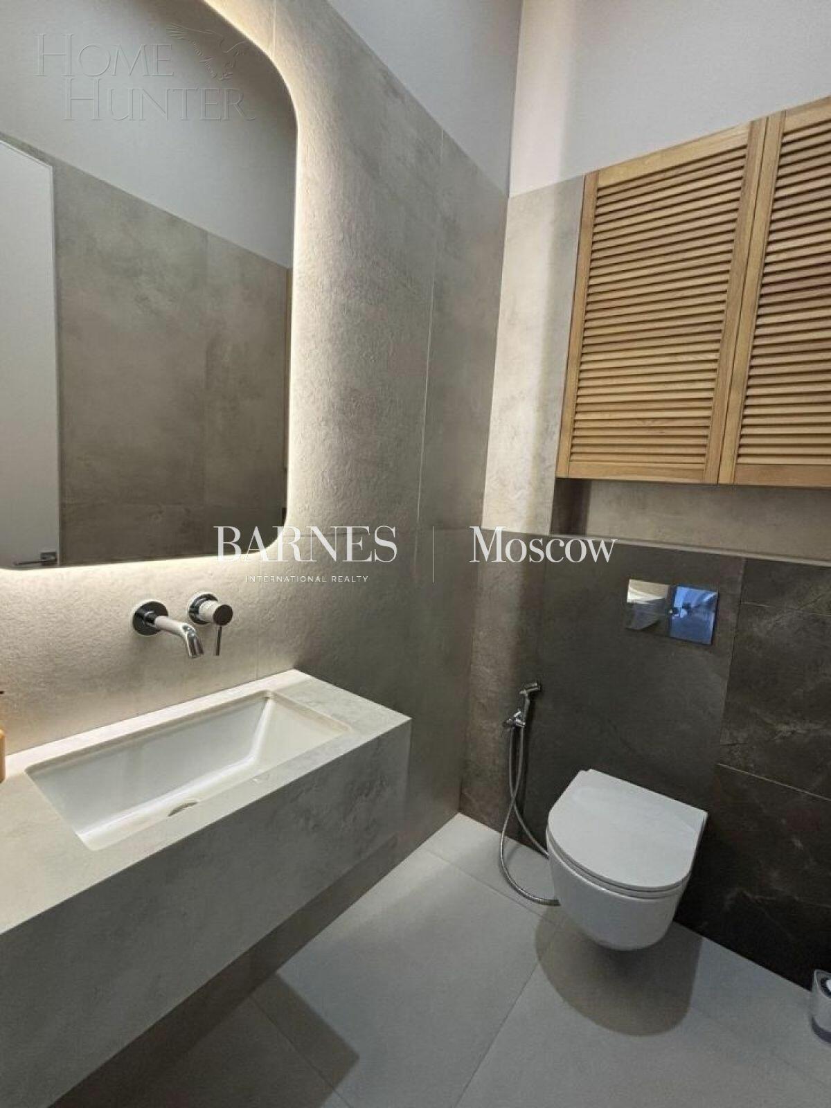 2-этажный коттедж 350 м² с отделкой