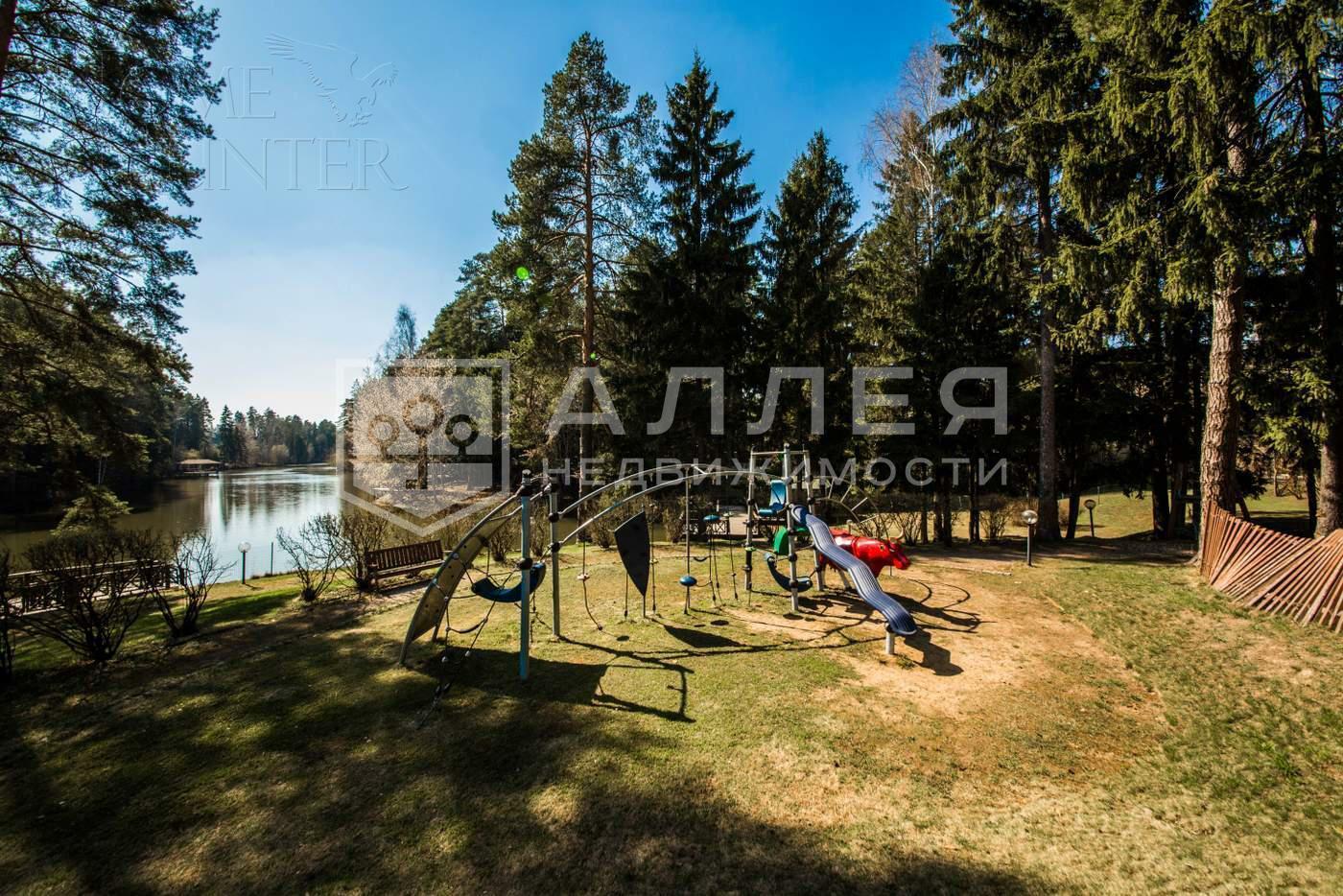 2-этажный коттедж 1 185 м² с отделкой