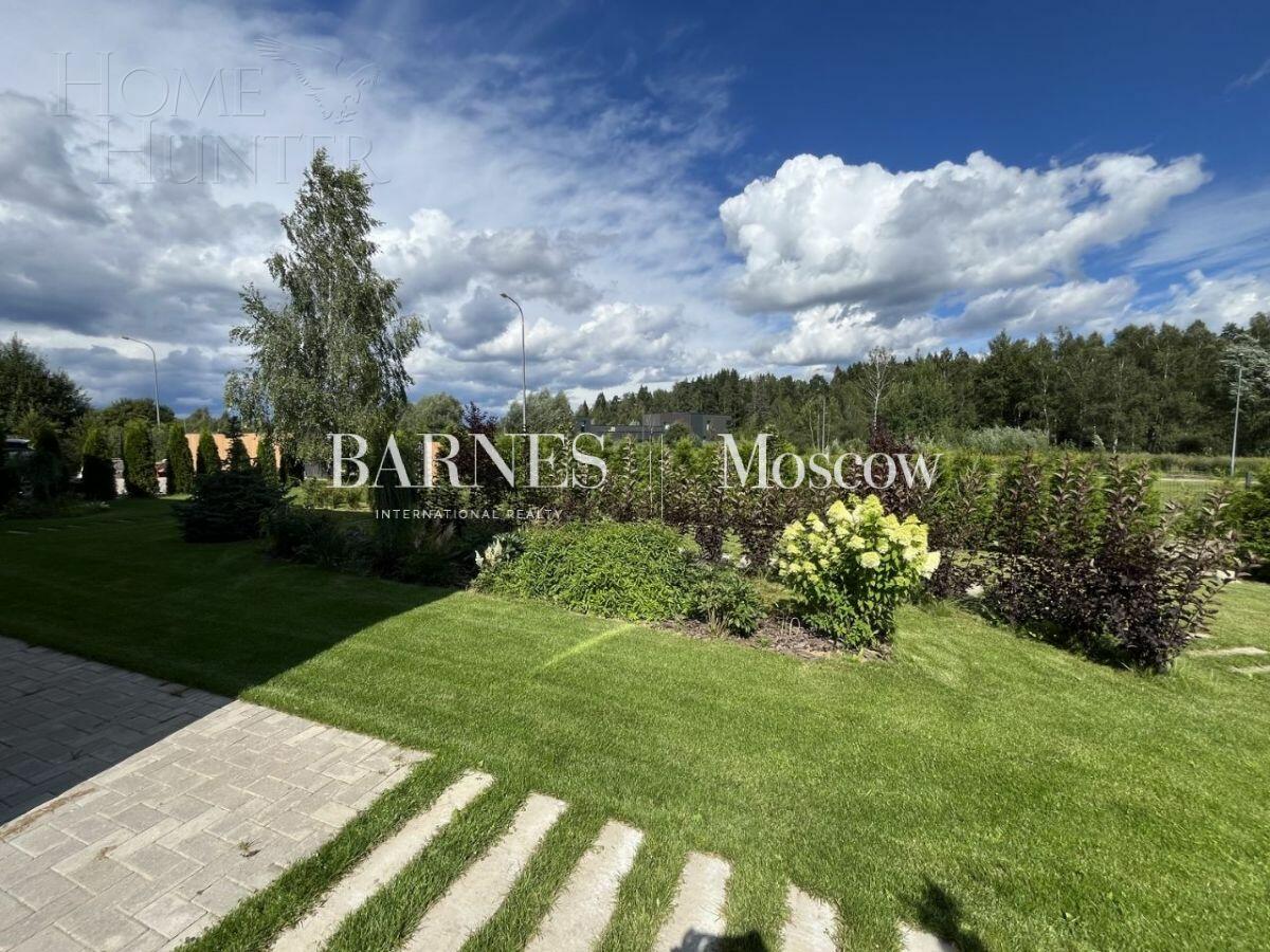 2-этажный коттедж 350 м² с отделкой