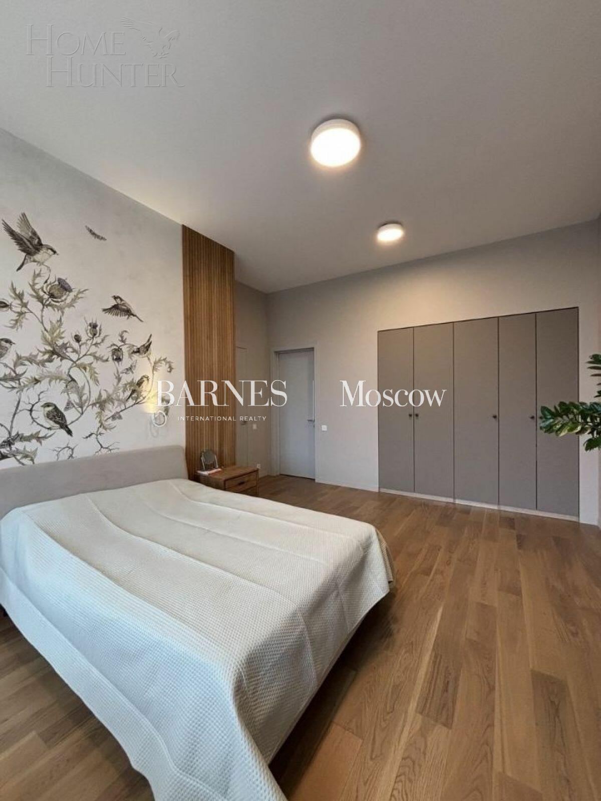 2-этажный коттедж 350 м² с отделкой